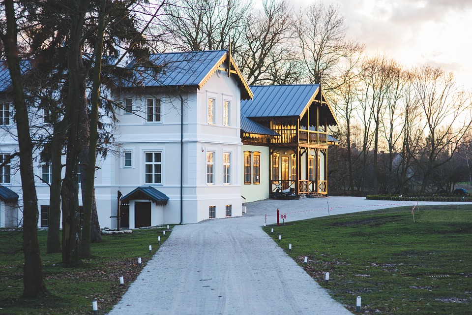 house and driveway